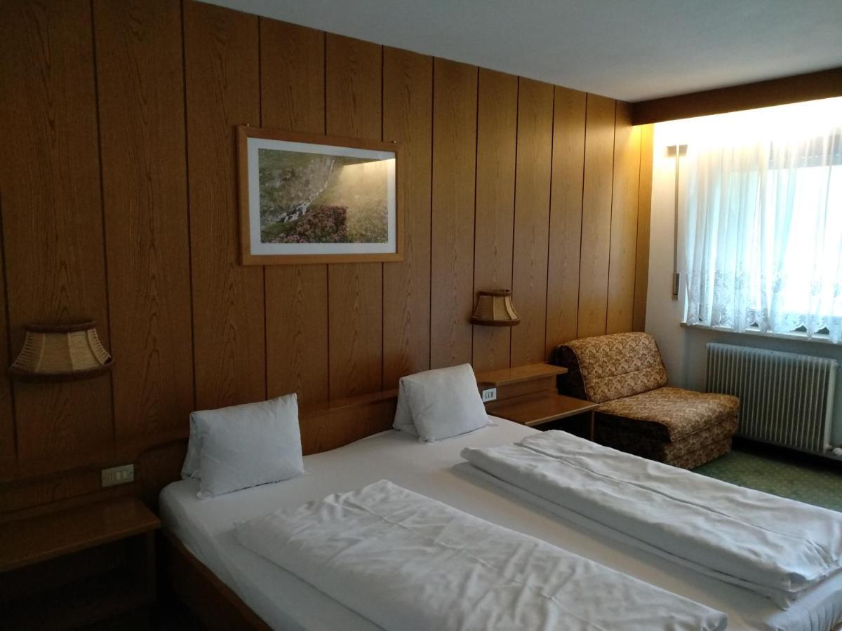 Hotel Rainhof Senales Bagian luar foto